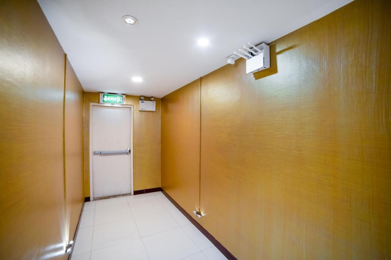 Oyo 460 Int Place Bangkok Exterior foto